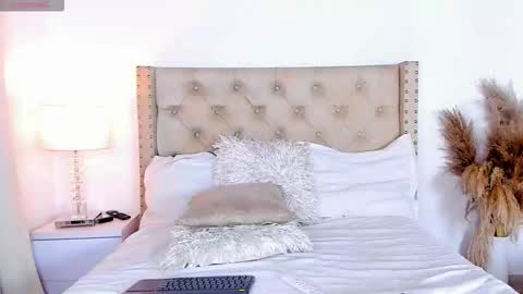 marilynrossy online show from 10.29.25