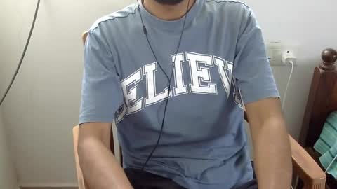Snapshot of marinavine chatting on 04.04.26 The SHY UncutBoy online show from 04.04.26