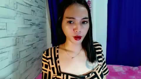 Snapshot of marishkafoxx chatting on 05.15.26 marishka online show from 05.15.26
