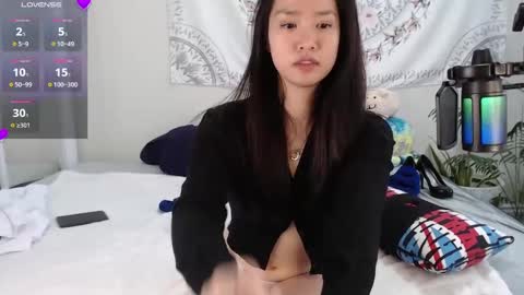 MarissaPeach online show from 12.17.24