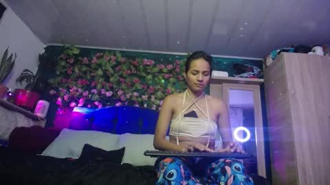 Snapshot of maritza_ferrerr chatting on 01.22.25 Maritza Ferrer -Samara Beltran online show from 01.22.25