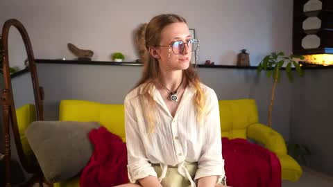 Snapshot of maritzamanby chatting on 05.18.26 Kate online show from 05.18.26