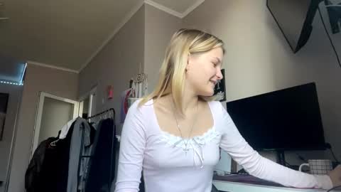 marjoryareias online show from 10.22.25