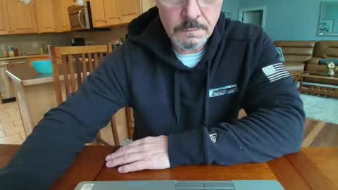 Snapshot of mark48130 chatting on 03.02.25 Mark online show from 03.02.25