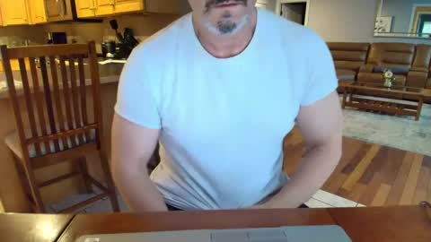 Snapshot of mark48130 chatting on 03.04.25 Mark online show from 03.04.25