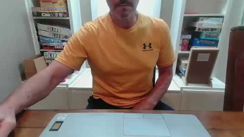 Snapshot of mark48130 chatting on 10.07.25 Mark online show from 10.07.25