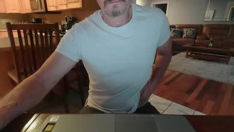 Snapshot of mark48130 chatting on 10.15.25 Mark online show from 10.15.25