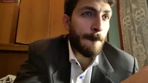 Snapshot of mark_ariete chatting on 05.08.26 mark_ariete online show from 05.08.26