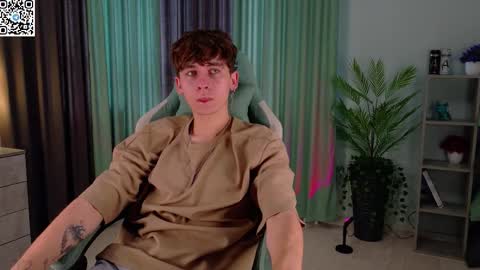 Mark online show from 10.05.25