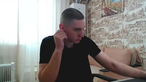 Snapshot of markbodrov chatting on 05.14.26 markbodrov online show from 05.14.26