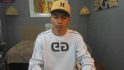 markbowie online show from 09.20.25