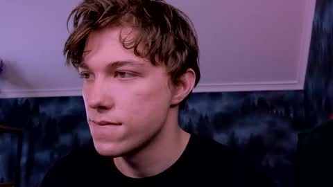 Snapshot of markshot_ chatting on 11.15.25 markshot_ online show from 11.15.25