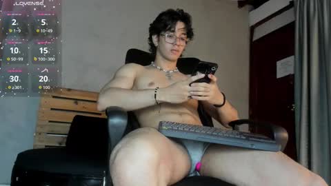 markuss___ online show from 10.17.25