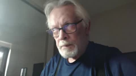 Snapshot of marky1954 chatting on 05.18.26 markedman online show from 05.18.26