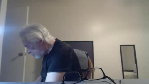 Snapshot of marky1954 chatting on 05.22.26 markedman online show from 05.22.26