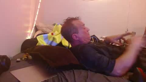 Snapshot of markymark101825061 chatting on 01.12.25 markymark101825061 online show from 01.12.25