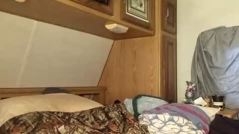 markymark101825061 online show from 12.22.25