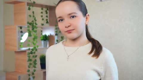 Snapshot of marlashonts chatting on 03.18.26 Noa online show from 03.18.26