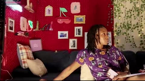 Snapshot of marleymadness9 chatting on 09.21.25 MarleyAquafina online show from 09.21.25