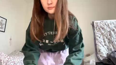 Mia online show from 06.28.26