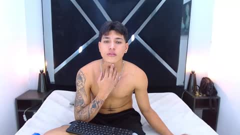 Marquinoo  online show from 12.22.25