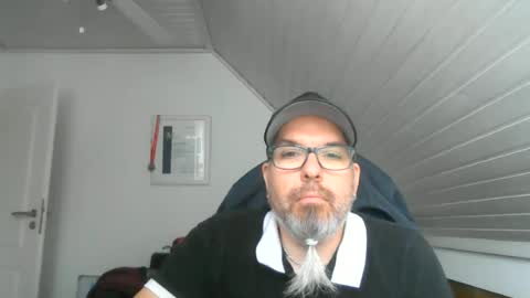 Snapshot of marriedcock1980 chatting on 06.15.26 marriedcock1980 online show from 06.15.26
