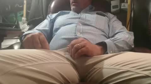 Snapshot of marrieddad19751975 chatting on 05.21.26 only fans marrieddad19751975 online show from 05.21.26