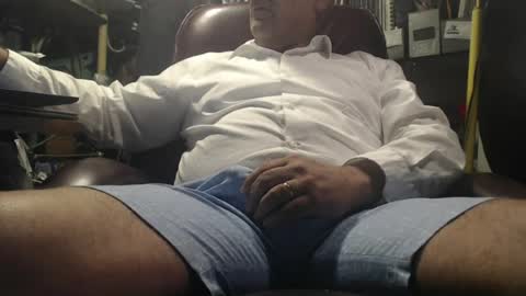 Snapshot of marrieddad19751975 chatting on 07.06.26 only fans marrieddad19751975 online show from 07.06.26