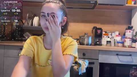 Merry online show from 03.10.26