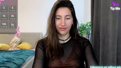 marrycolins online show from 10.23.25