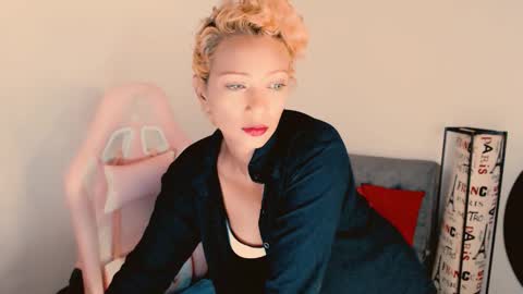 May online show from 09.26.25