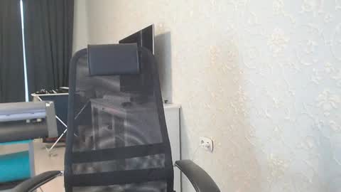 Snapshot of marselle_looker chatting on 02.01.25 Marselle online show from 02.01.25