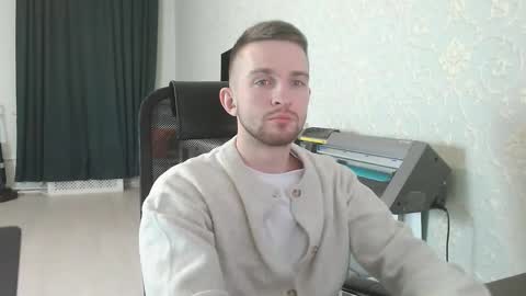 Snapshot of marselle_looker chatting on 11.14.25 Marselle online show from 11.14.25