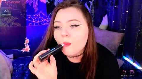 marshmallowbeauty_ online show from 11.13.25