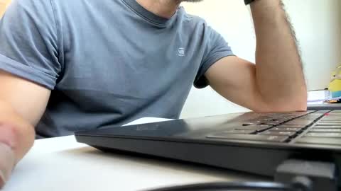 Snapshot of marsupilami_82_ chatting on 04.20.26 marsupilami_82_ online show from 04.20.26