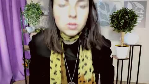 Snapshot of martaedams chatting on 04.04.26 martaedams online show from 04.04.26