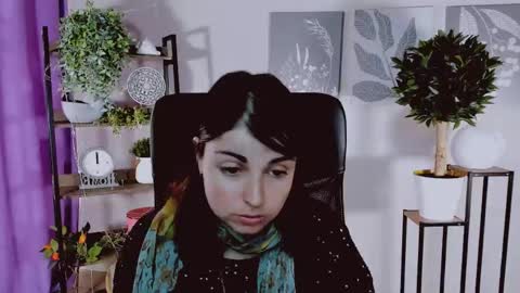 Snapshot of martaedams chatting on 04.21.26 martaedams online show from 04.21.26