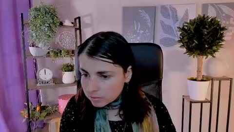 Snapshot of martaedams chatting on 04.28.26 martaedams online show from 04.28.26