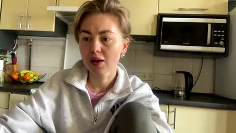 Marta online show from 04.12.26