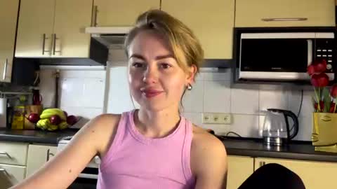 Marta online show from 04.18.26