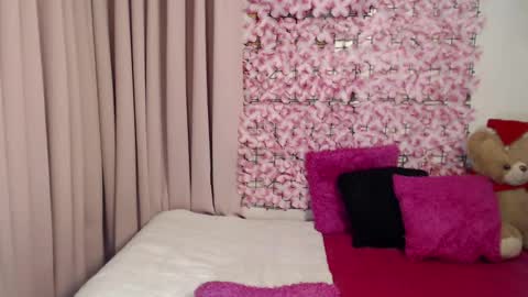 DONT FORGET TO FOLLOW ME AND GIVE ME A THUMBS UP GUYS- martha online show from 02.21.25