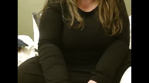 Snapshot of marthabriest chatting on 01.18.25 Martha online show from 01.18.25