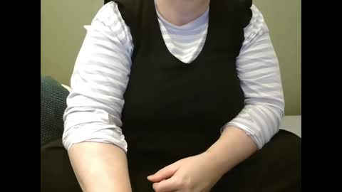 Snapshot of marthabriest chatting on 01.29.25 Martha online show from 01.29.25