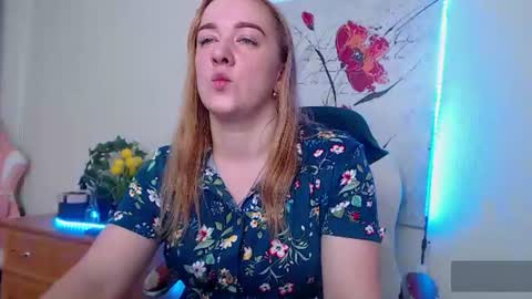 Snapshot of marthasimons chatting on 06.24.26 Martha online show from 06.24.26