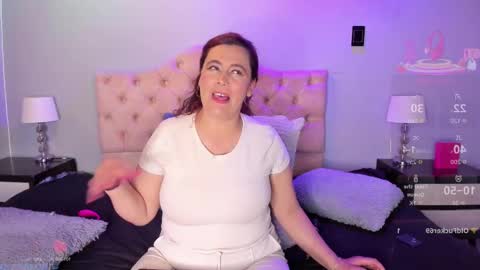 Marthina  online show from 09.22.25