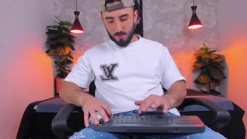 Martin Foster online show from 04.04.26