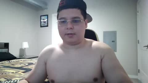 Snapshot of martin_militaryboy chatting on 05.21.26 martin_militaryboy online show from 05.21.26
