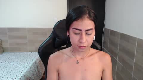 Snapshot of martina3120 chatting on 01.31.25 100 explicit here. follow online show from 01.31.25