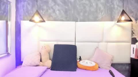 Snapshot of martina_armos chatting on 04.30.26 Martina online show from 04.30.26