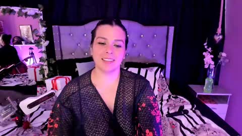   MARTINA   online show from 02.14.25